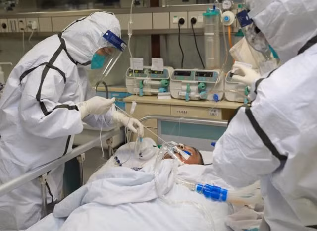 Bất ngờ chuyển biến xấu, BN793 ở Bắc Giang phải chạy ECMO. Ảnh: TL.
