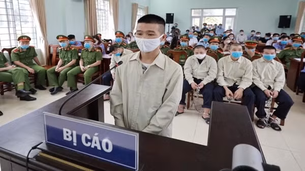 Các bị cáo tại phiên tòa