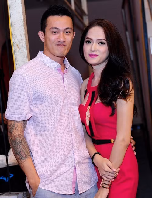 Hương Giang - Criss Lai gặp gỡ và nên duyên từ chương trình Cuộc đua kỳ thú 2014, khoảng thời gian sau 2 người trở thành bạn bè. Ảnh: internet.