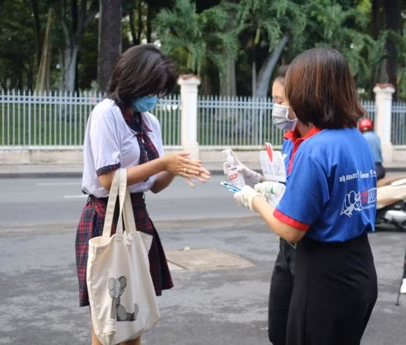 Năm nay có khoảng 5.000 sinh viên tình nguyện tiếp sức cho 75.000 thí sinh của TPHCM trong kỳ thi tốt nghiệp THPT quốc gia 2020.