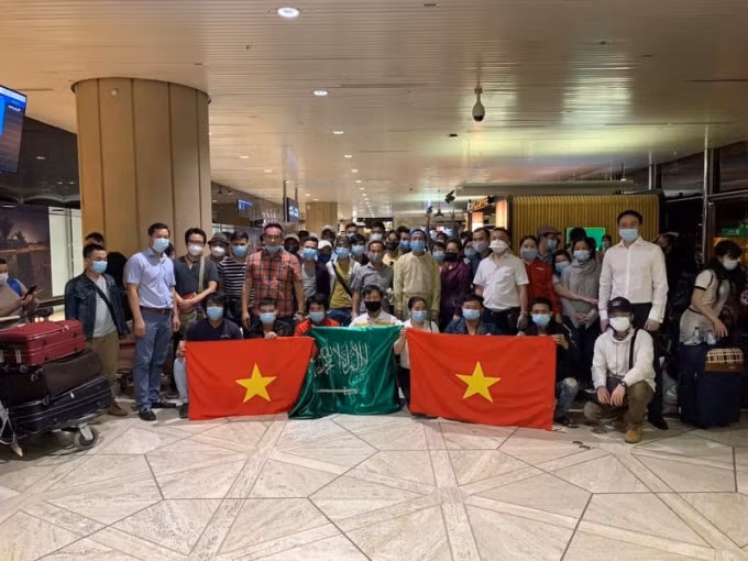 Hơn 270 công dân Việt Nam từ Cộng hòa Síp và Saudi Arabia về nước. Ảnh: TL.