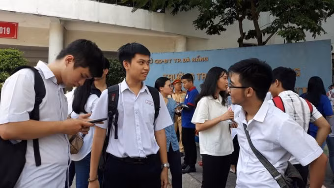 Học sinh ở Đà Nẵng, Quảng Nam sẽ được hoãn thi tốt nghiệp THPT 2020. Ảnh: TL.