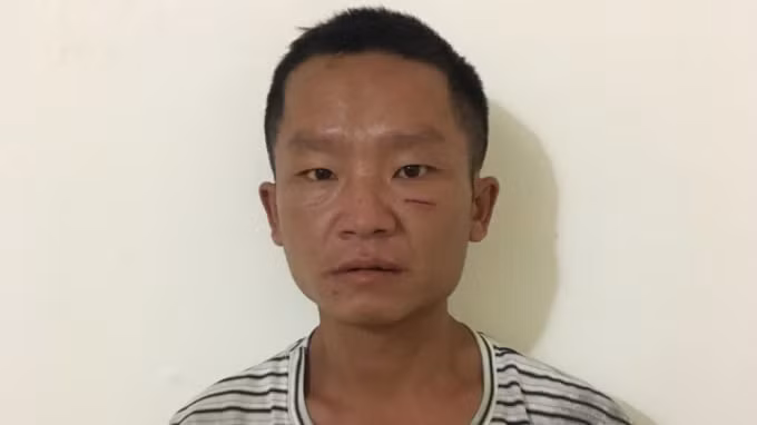 Đối tượng Vũ Văn Quý đang bị tạm giữ về về hành vi hiếp dâm người dưới 16 tuổi. Ảnh: Cơ quan công an.