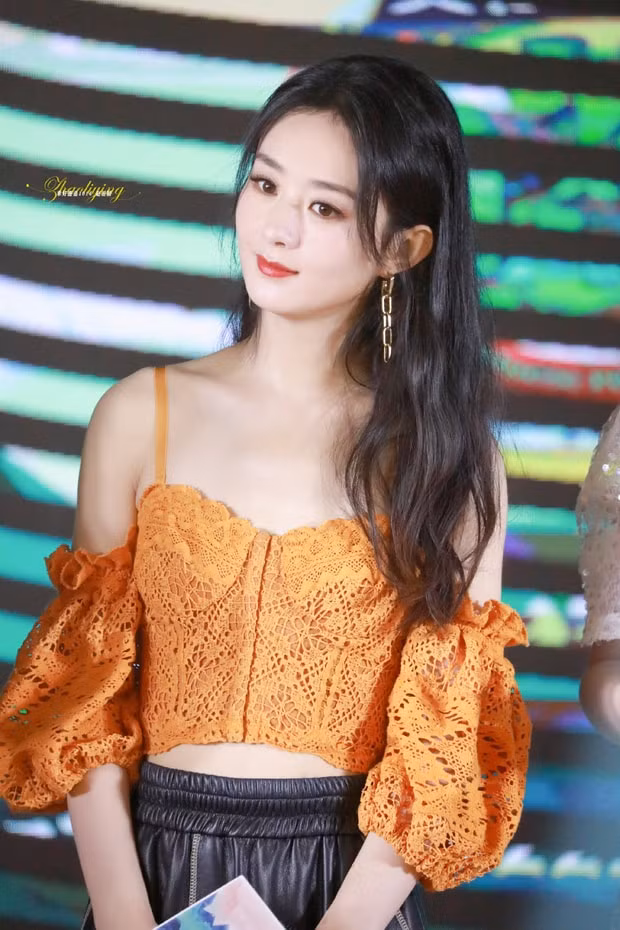 Triệu Lệ Dĩnh.,