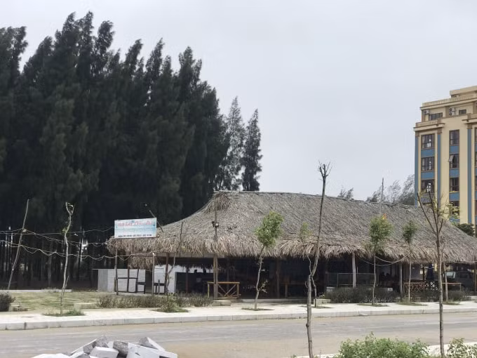 Gió bão cấp 6, cấp 7 không làm thiệt hại đến nhà cửa của người dân và các cơ sở kinh doanh dịch vụ