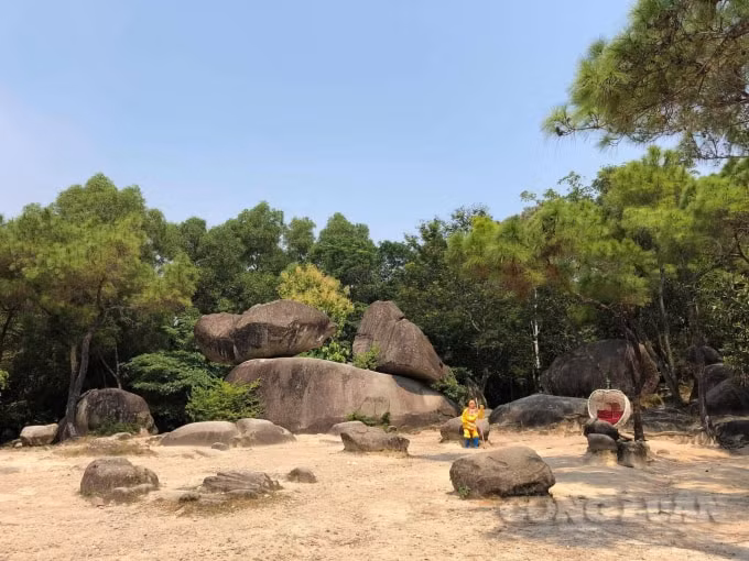 Di tích lịch sử Hòn Trống Mái ở thành phố Sầm Sơn