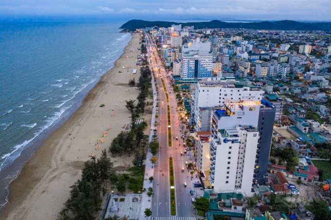 Biển Sầm Sơn thay đổi diện mạo qua một thập kỷ