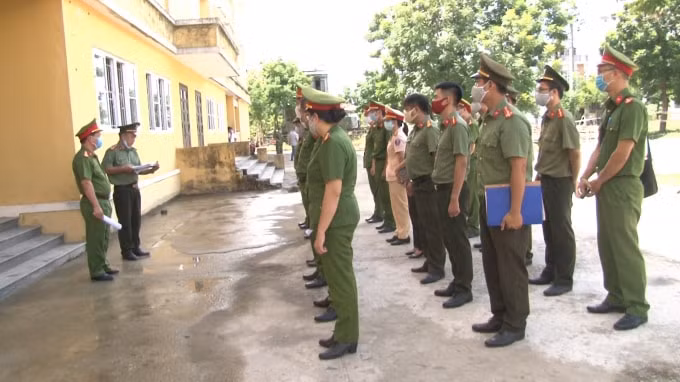 Phân công nhiệm vụ cho từng cá nhân đơn vị.