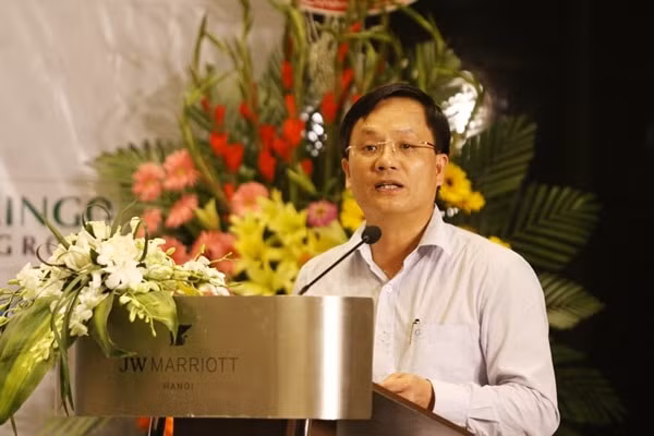 Nhà báo Hồ Minh Chiến - Tổng biên tập Báo Gia đình Việt Nam, Trưởng ban tổ chức Press Cup phát biểu tại buổi gặp mặt thông tin về Giải bóng đá các cơ quan báo chí toàn quốc Press Cup 2020 và lễ bốc thăm vòng bảng khu vực Hà Nội. Ảnh: internet.