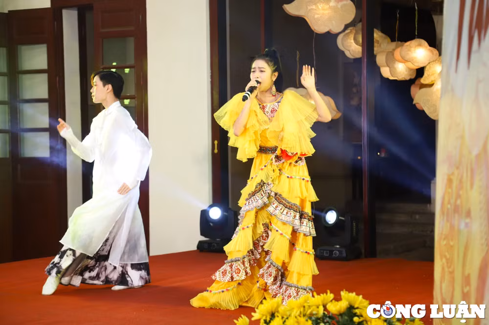 khai mac chuoi hoat dong su kien tuan le thiet ke sang tao ha noi 2023 hinh 6
