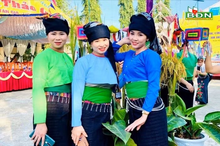 dak nong phuc dung le hoi kin khau mo cua nguoi thai hinh 4