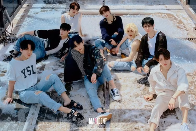 newjeans gianh giai nghe si k pop toan cau tai billboard awards 2023 hinh 3