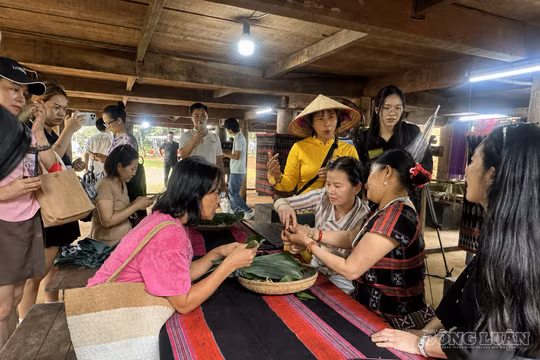 Đánh thức ‘kho tài sản’ văn hóa của 54 dân tộc