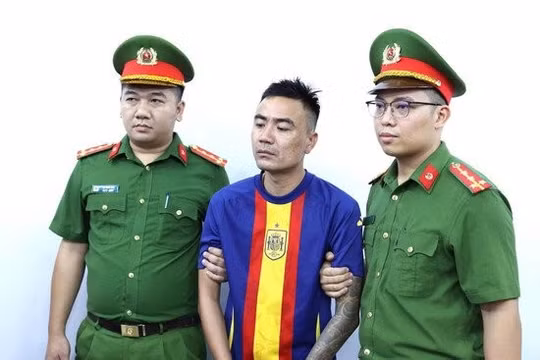 Nguyễn Văn Thắng (tức Thắng “Ật”) bị khởi tố, bắt tạm giam Thắng ‘Ật’ về tội gây rối trật tự công cộng. Ảnh: Công an cung cấp.