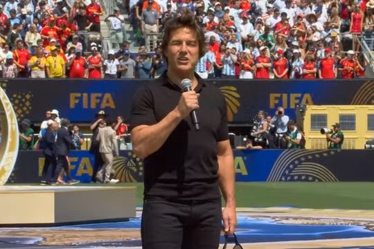 Tom Cruise gửi thông điệp đoàn kết tại lễ bế mạc World Cup 2026