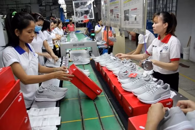 Ngành da giày Việt Nam được khuyến cáo là phải biết tận dụng tối đa mọi lợi thế của các FTA thế hệ mới mà Việt Nam tham gia, đặc biệt là EVFTA. (Ảnh TL)