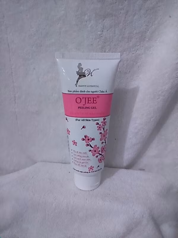 Mỹ phẩm kem tẩy tế bào chết O’JEE