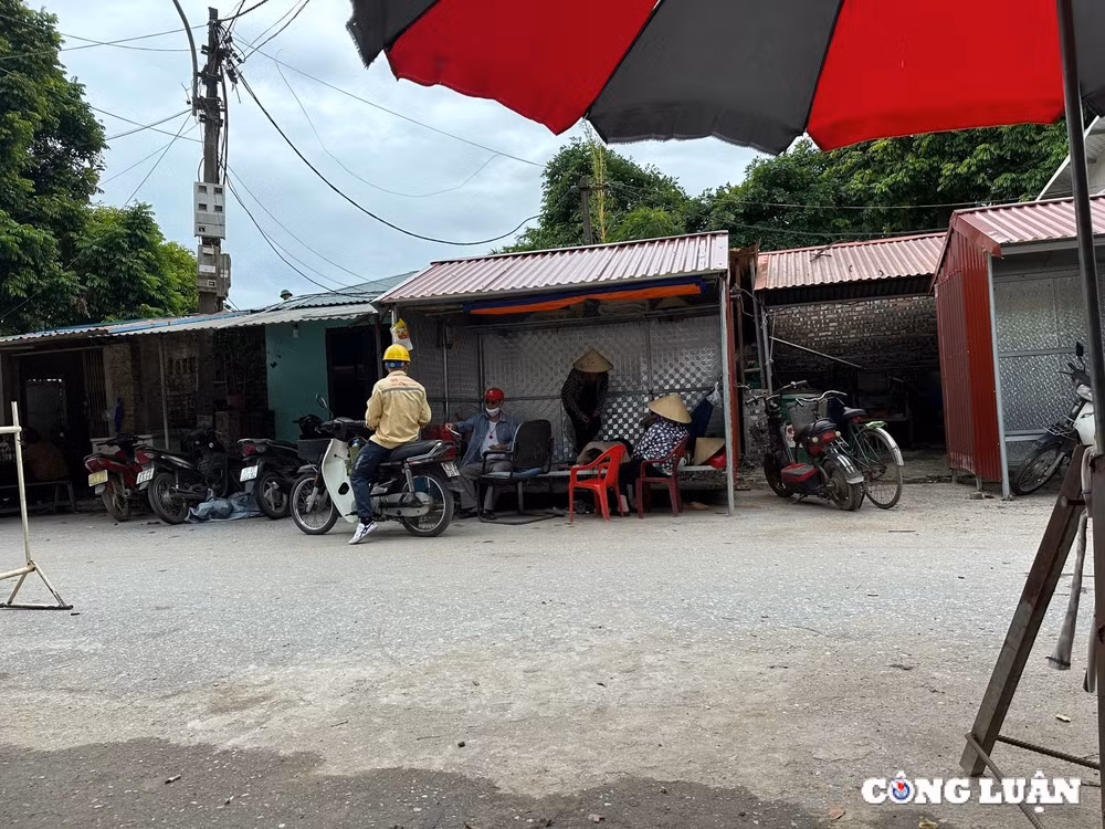 bai 2 chu tich ubnd xa van duc co dau hieu bao che viec thu chi trai quy dinh tai ben do van duc hinh 6