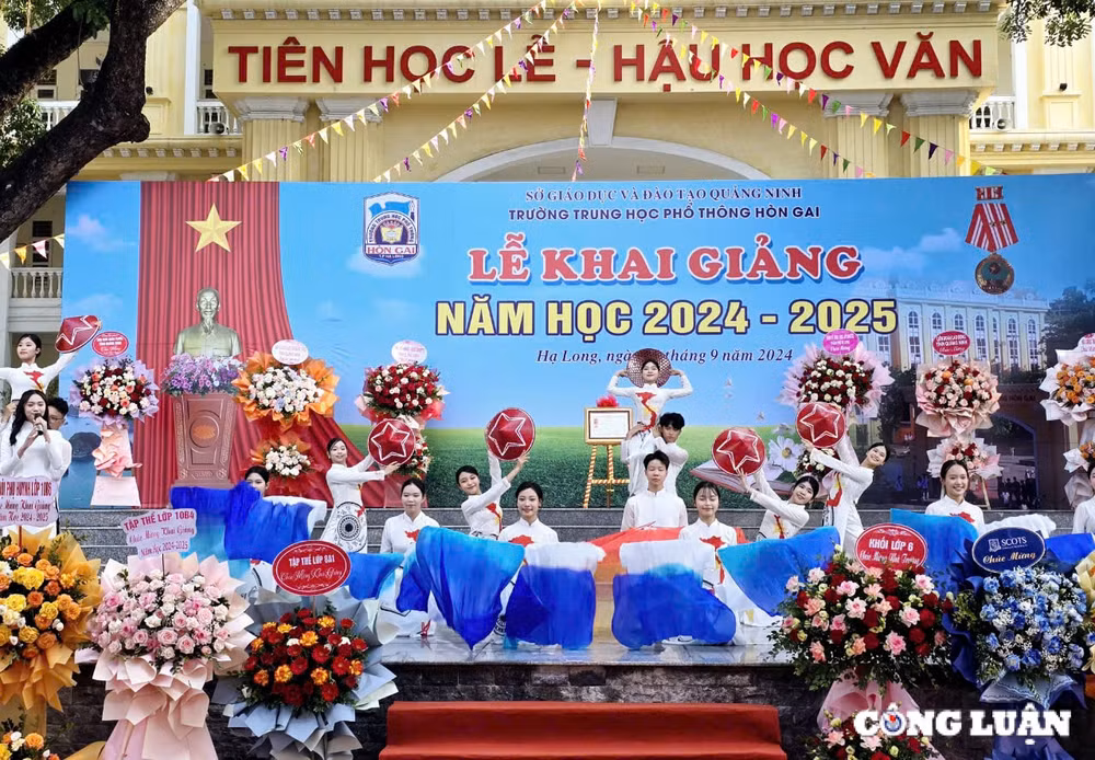 quang ninh le khai giang nam hoc moi dong loat duoc to chuc tai 637 co so giao duc hinh 2
