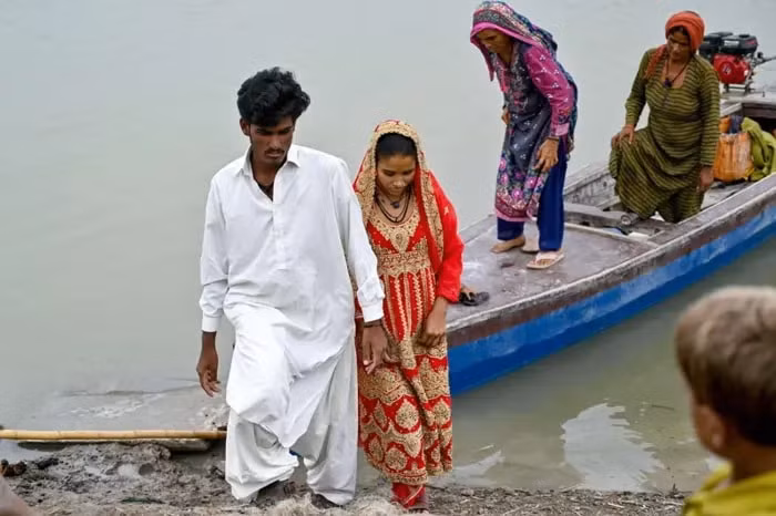 moi lien he giua nan tao hon o pakistan va bien doi khi hau hinh 1