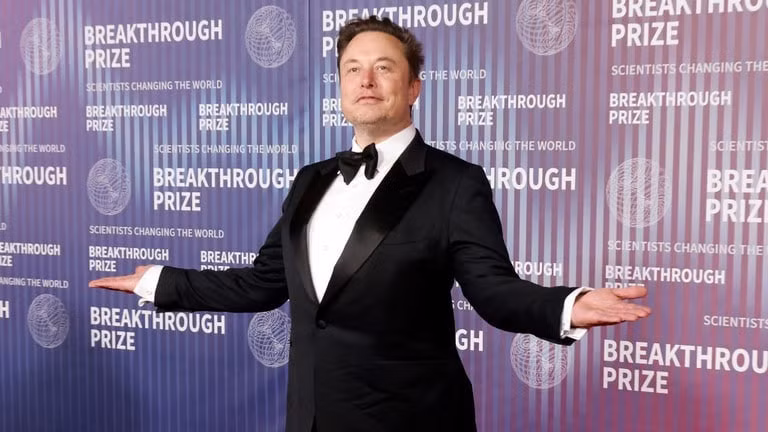 elon musk sap tro thanh ty phu nghin ty usd dau tien tren the gioi hinh 1