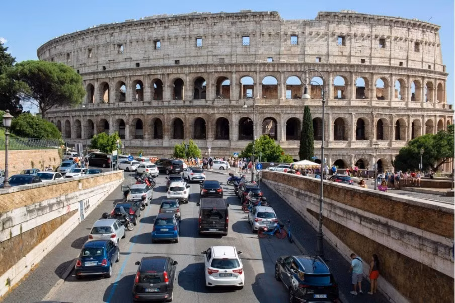 italy tim cach dao nguoc lenh cam ban dong co dot trong cua eu hinh 1