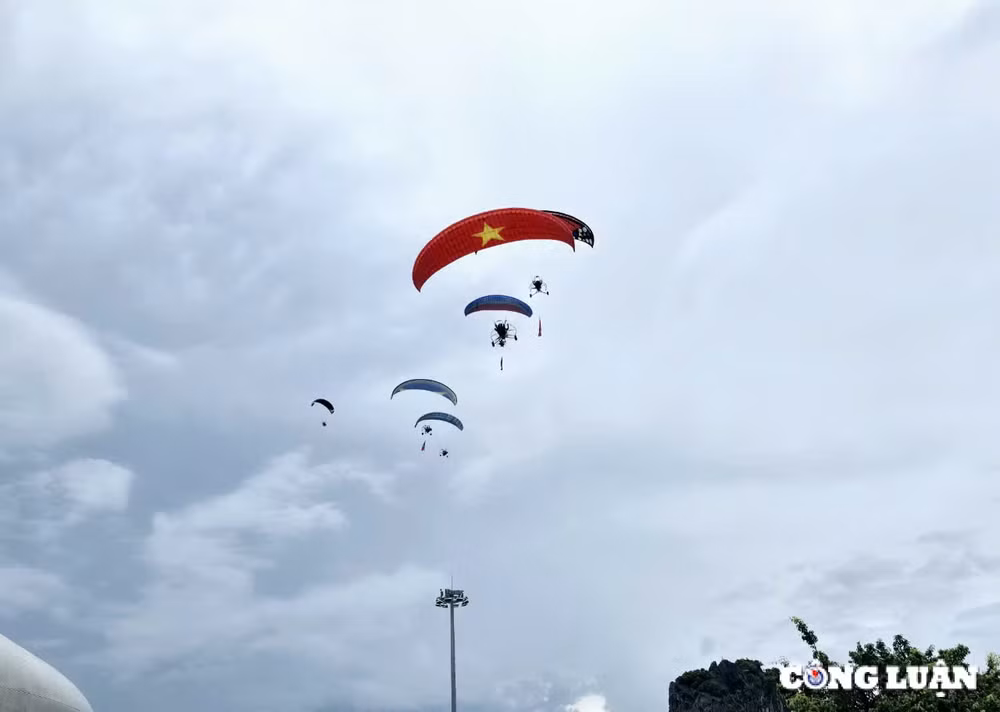 quang ninh le hoi khinh khi cau co hoi trai nghiem hap dan cho nguoi dan du khach hinh 7