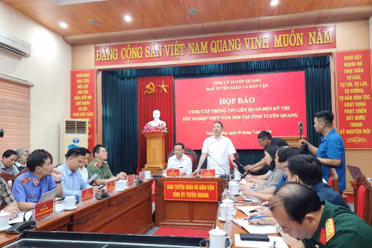 Vụ 146 điểm 10 môn Toán tại Tuyên Quang, khởi tố thêm nữ Hiệu phó cùng hai người liên quan