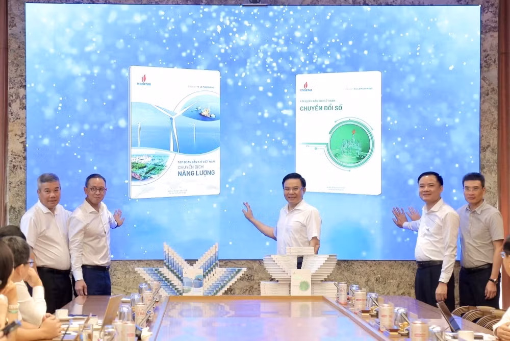 petrovietnam ra mat 2 an pham ve chuyen doi so va chuyen dich nang luong hinh 3