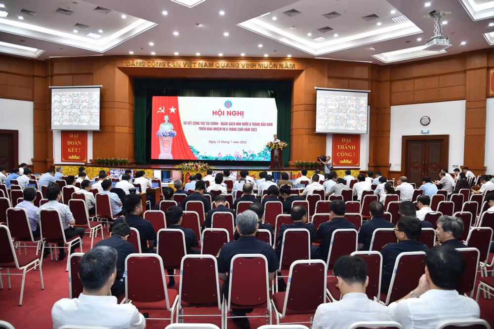 pho thu tuong le minh khai khan truong van hanh san giao dich trai phieu doanh nghiep trong thang 7 2023 hinh 2