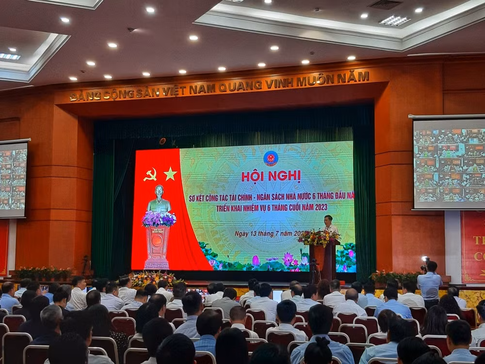 bo tai chinh viec chap hanh ky luat ky cuong tai chinh o mot so noi con chua nghiem hinh 1