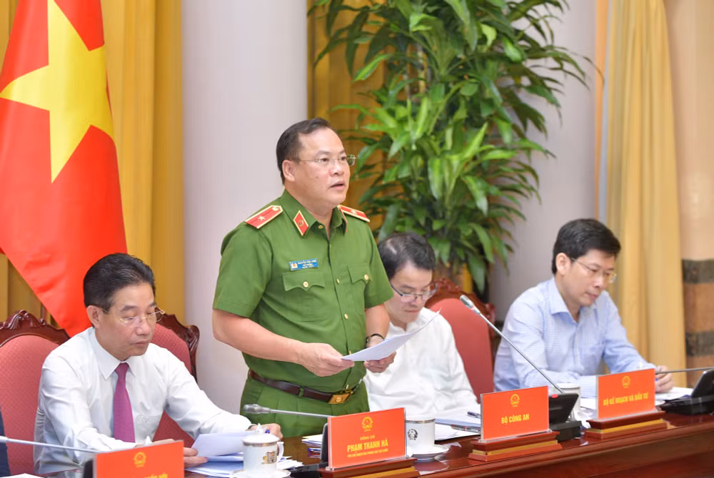 cong bo lenh cua chu tich nuoc ve 8 luat vua duoc quoc hoi thong qua hinh 4