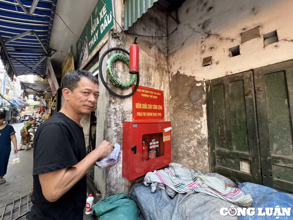 ha noi so mat trom hop dung do cuu hoa o khu dan cu trong canh khoa chat hinh 3