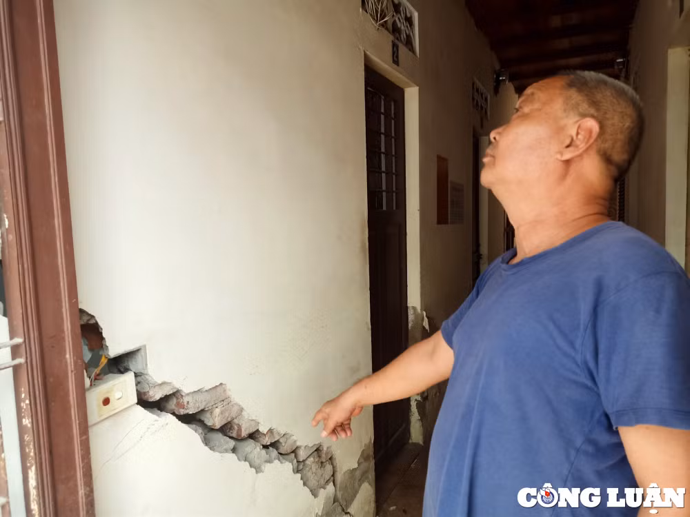 he lo nguyen nhan khien nha dan nut toac canh cong truong thi cong tru so huyen uy thanh tri hinh 2