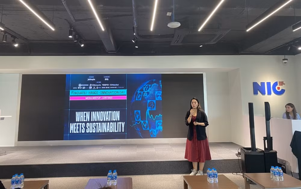 loat ong lon ngan hang sap tham gia hoi thao finovate innovation day hinh 1