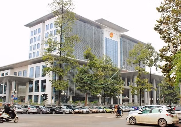 van phong quoc hoi thong bao ve viec thi tuyen cong chuc nam 2023 hinh 1