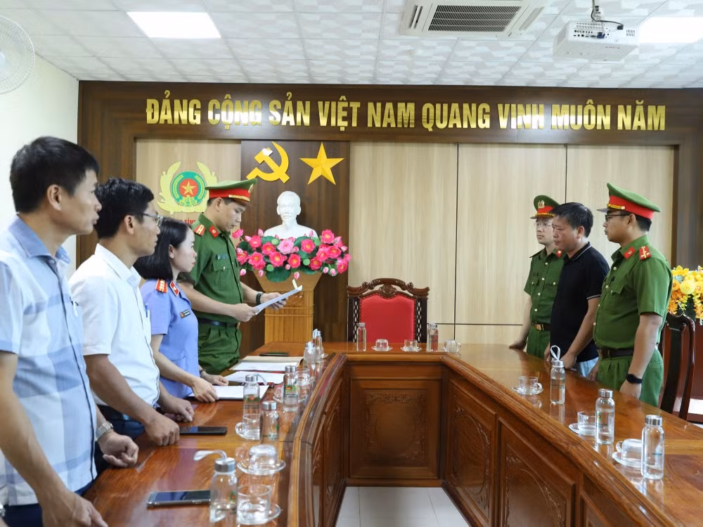 bat giam doc cong ty vn11 phu phep 28 tai lieu tu gia thanh that de dau thau hinh 1