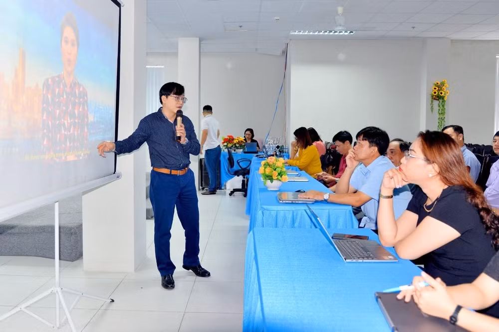 hoi nha bao kien giang tap huan ky nang ung dung tri tue nhan tao trong tac nghiep bao chi hinh 2