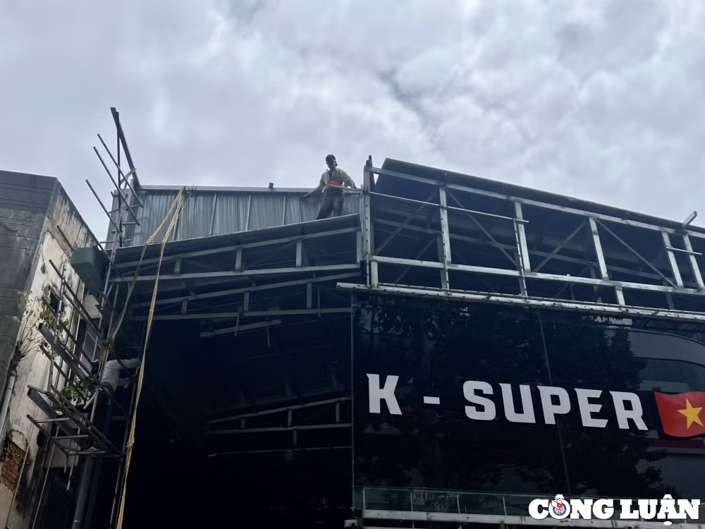 showroom k super cua trum sieu xe phan cong khanh duoc thao do tra mat bang hinh 8