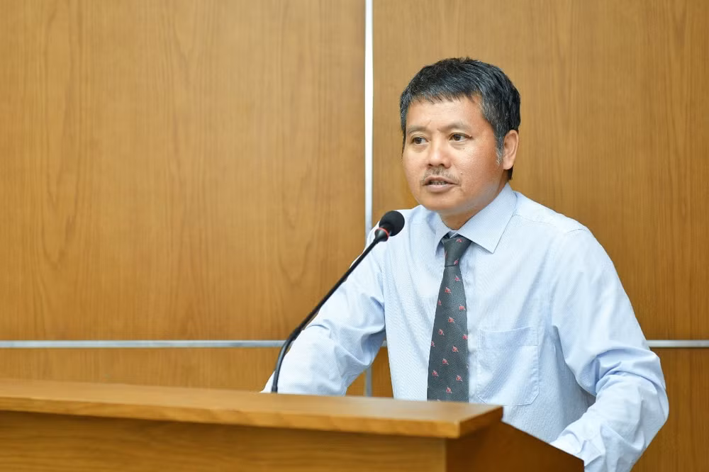 trao quyet dinh bo nhiem pho tong bien tap bao giao duc va thoi dai hinh 3