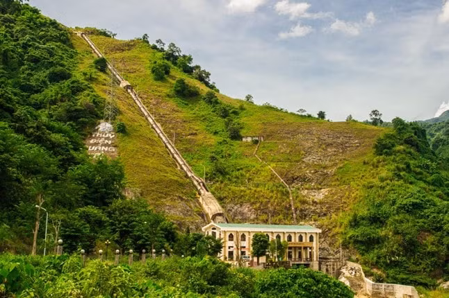 cong ty thuy dien quang tri ghi dau chang duong an sinh xa hoi hinh 1