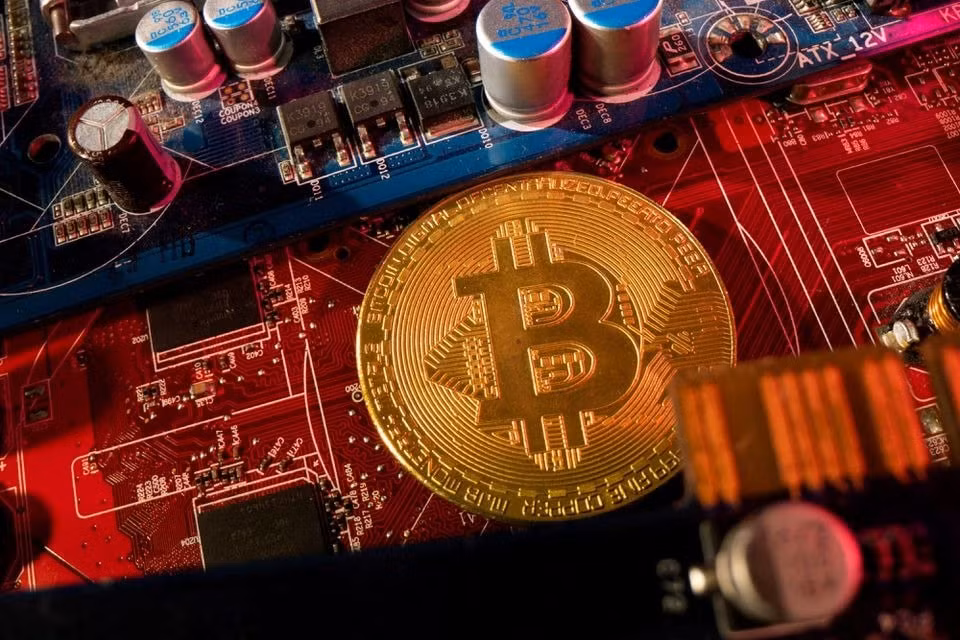 standard chartered du bao bitcoin som dat tren 100000 usd hinh 1