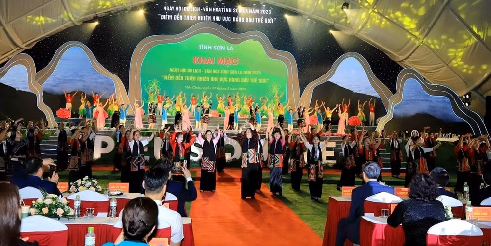 son la tao dot pha trong hoat dong quang ba xuc tien du lich hinh 1