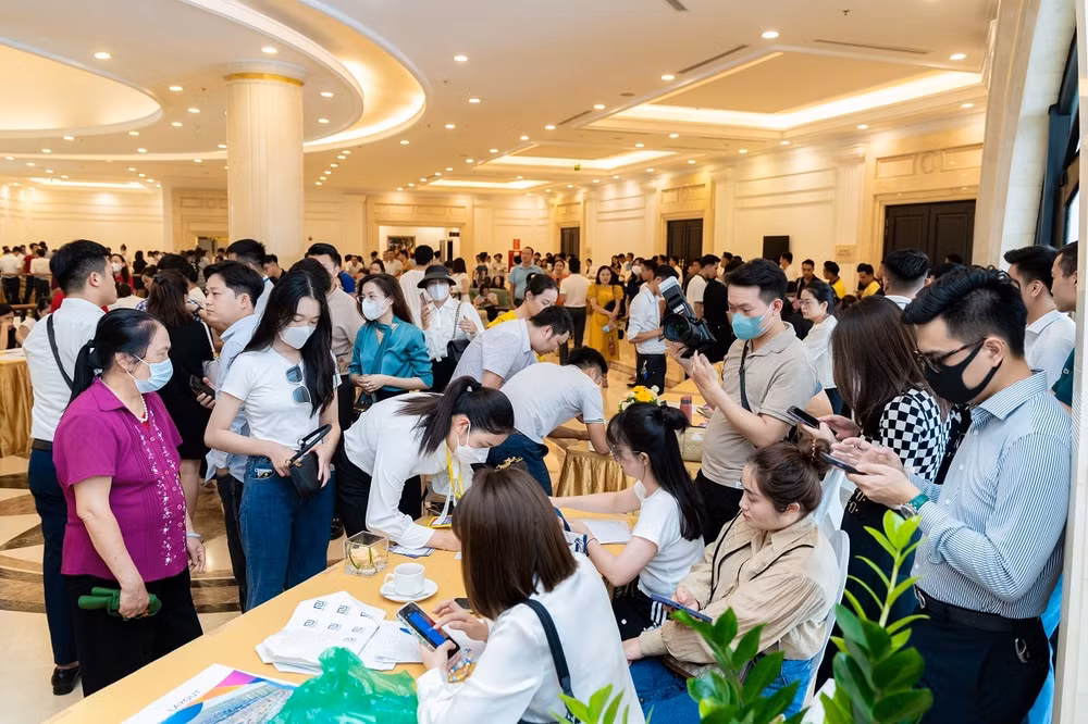 ha noi thi truong bat dong san phia dong khoi sac hinh 1