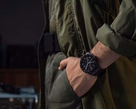 garmin ra mat dong ho thong minh tactix delta solar tai viet nam hinh 1
