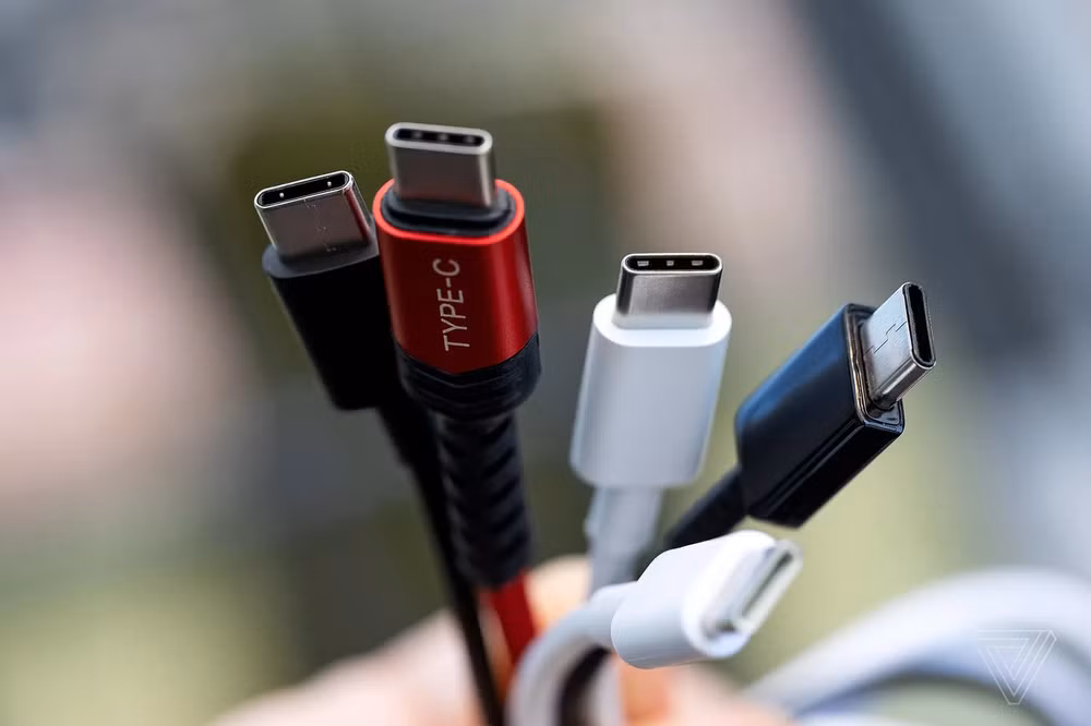 iphone cua apple co the se phai chuyen sang su dung cong sac usb c hinh 1