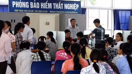 nguoi lao dong bi anh huong boi dai dich se duoc ho tro thap nhat 18 trieu dong hinh 1