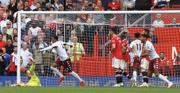 bruno da hong 11m man utd thua 0 1 aston villa o vong 6 premier league hinh 1