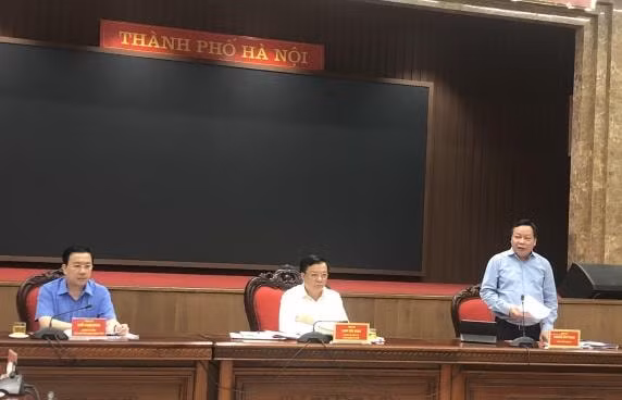 ha noi kien nghi trien khai chuyen bay thuong mai va van tai hanh khach duong sat hinh 1