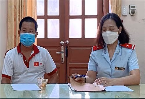 thai nguyen xu phat 75 trieu dong mot ca nhan dang tin xuc pham canh sat giao thong tren mxh hinh 1